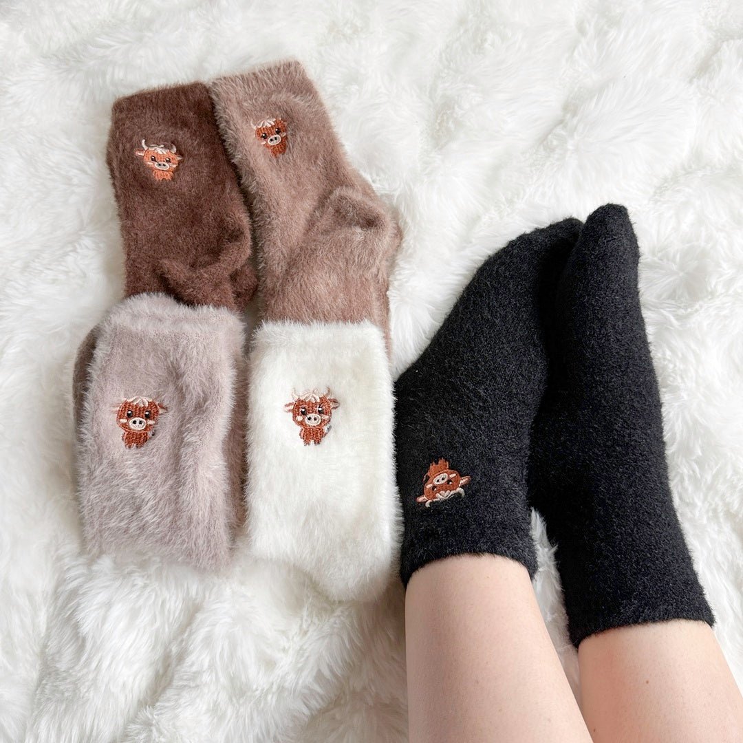 5 Pairs Cartoon Highland Cow Plush Socks for Cold-Free Home Comfort Warmth
