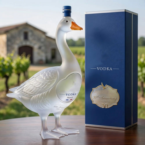 30th Anniversary 3D Sculpted Vodka Bottle（What you see is what you get）