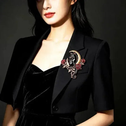 🐈‍⬛🌙 Black Cat Crescent Moon Brooch – Gothic Rose Statement Pin