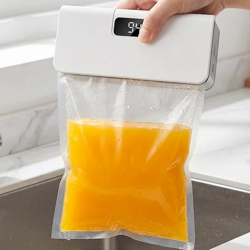 🥳2026 HOT SALE🥳💞Rechargeable Bag Sealer – No batteries needed, USB-C charging. Magnetic back for fridge storage. 6 heat settings for any bag. Keeps food fresh longer. 🧊✨