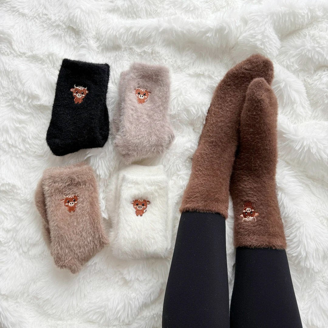 5 Pairs Cartoon Highland Cow Plush Socks for Cold-Free Home Comfort Warmth