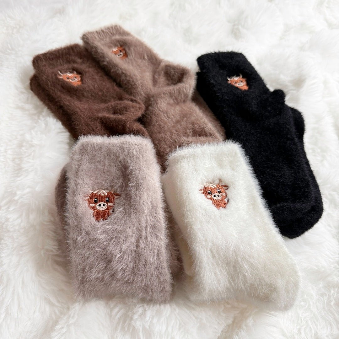 5 Pairs Cartoon Highland Cow Plush Socks for Cold-Free Home Comfort Warmth