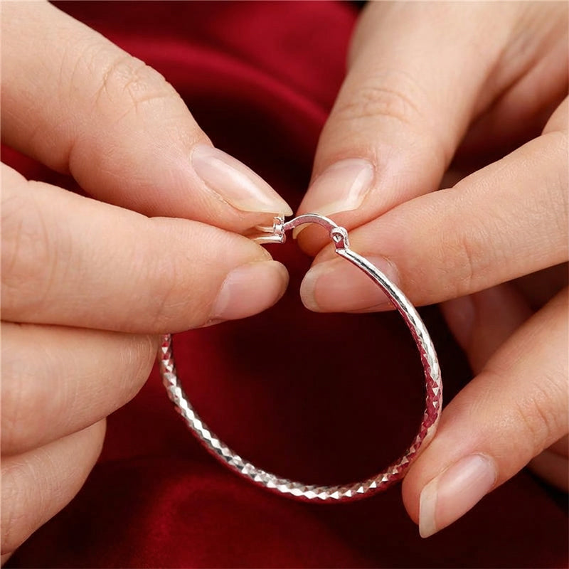 🎉 BUY 1 GET 1 FREE 🎁 Diamond-Cut Hoop Earrings for Women – Elegant, Sparkling 💎ond-Cut Hoop Earrings for Women