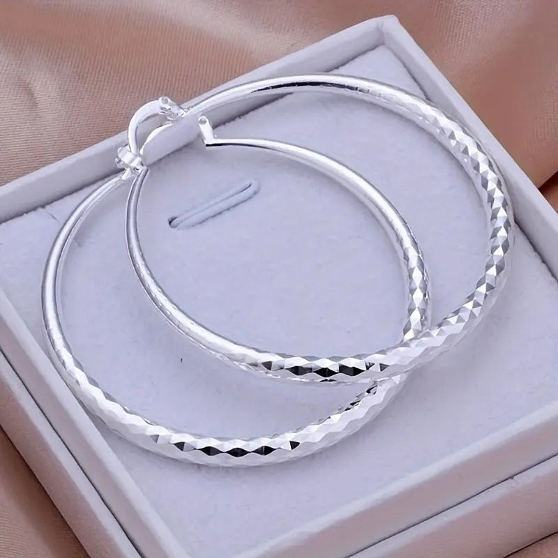 🎉 BUY 1 GET 1 FREE 🎁 Diamond-Cut Hoop Earrings for Women – Elegant, Sparkling 💎ond-Cut Hoop Earrings for Women