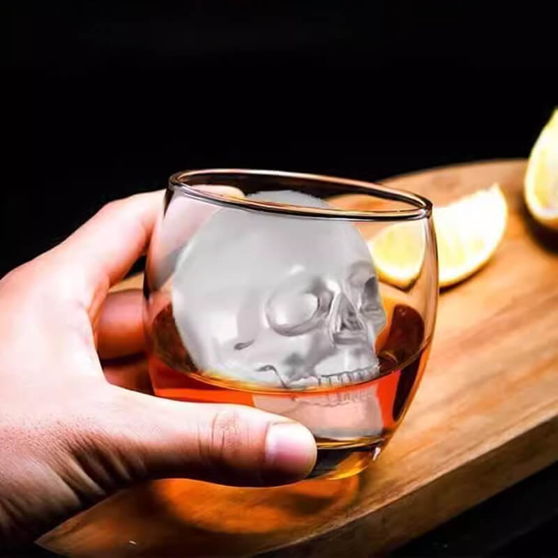 Multi-Use Skull Mold – For Cocktails, Cookies or Soap 💀🍪