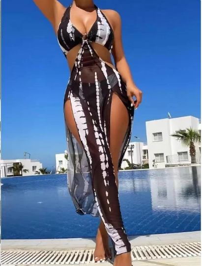 ✨ Striped Two-Piece Swimsuit – Bow Neck, Ring Detail, High Stretch 🌊