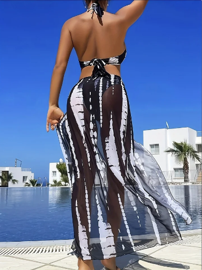 ✨ Striped Two-Piece Swimsuit – Bow Neck, Ring Detail, High Stretch 🌊