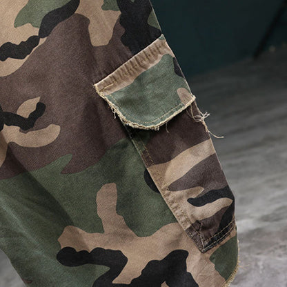 ⚡ Men's Studded Camo Cargo Shorts – Distressed, Multi-Pocket & Elastic Waist – Rugged Streetwear Cargo Shorts 🛹